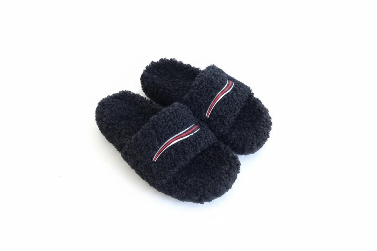 1:1 Balenci Fluffy Slides