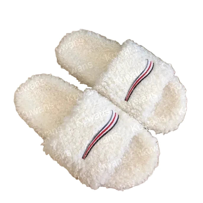 1:1 Balenci Fluffy Slides